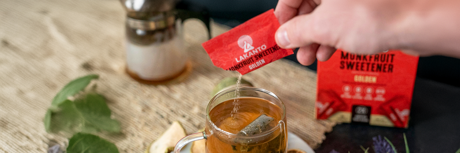 Golden monkfruit sweetener sachets