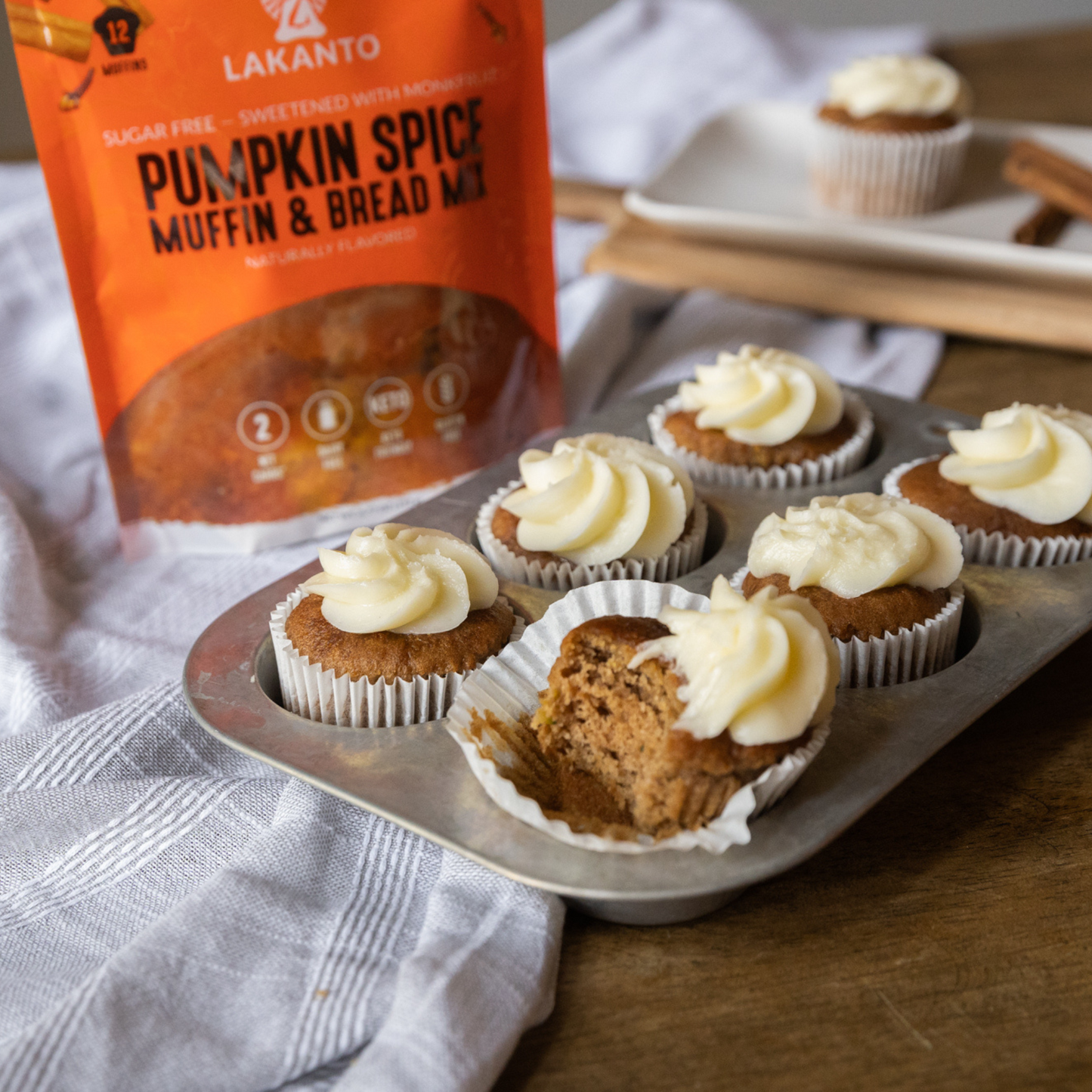 pumpkin spice muffin mix with frosting