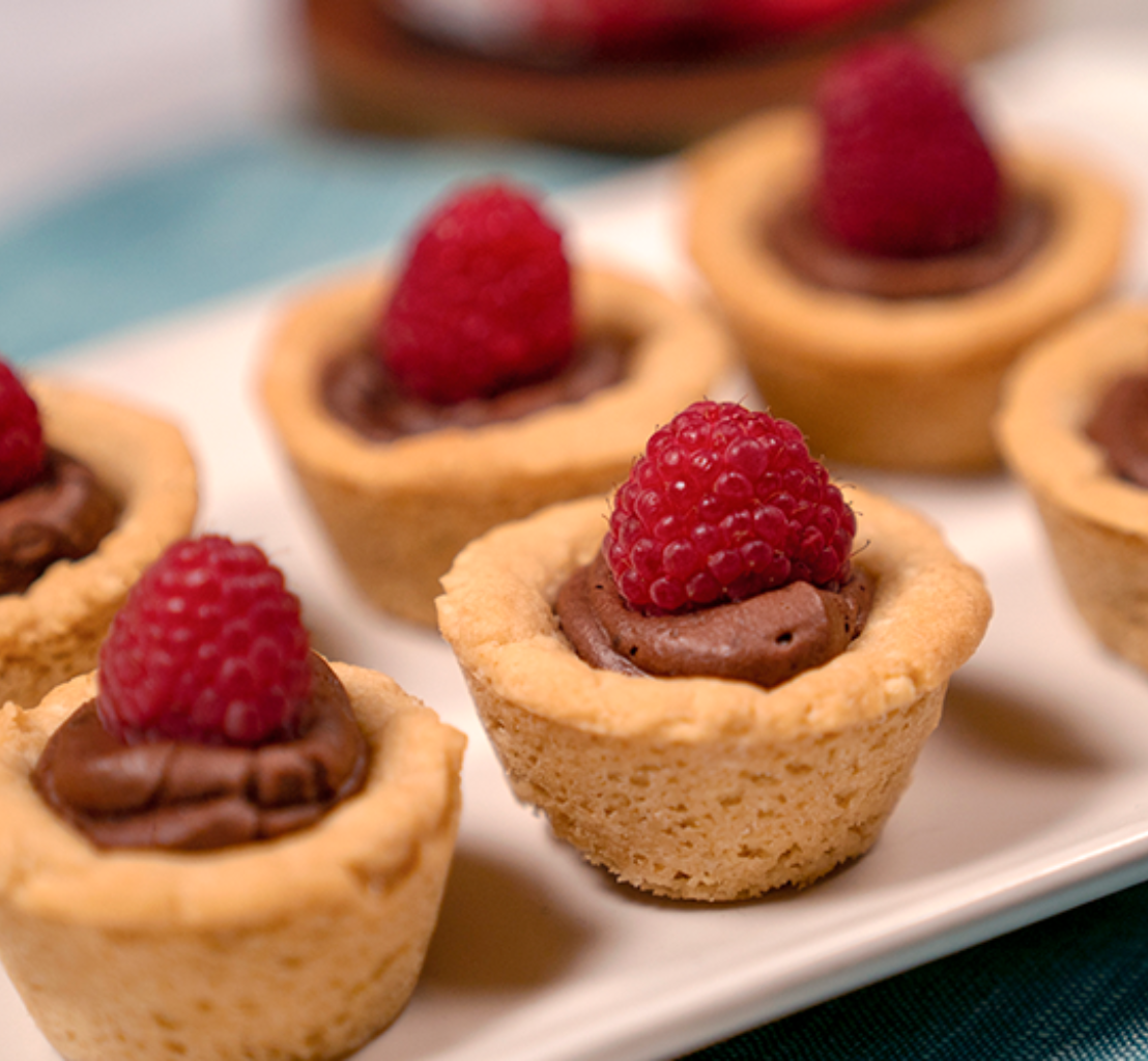 raspberry chocolate mini tarts